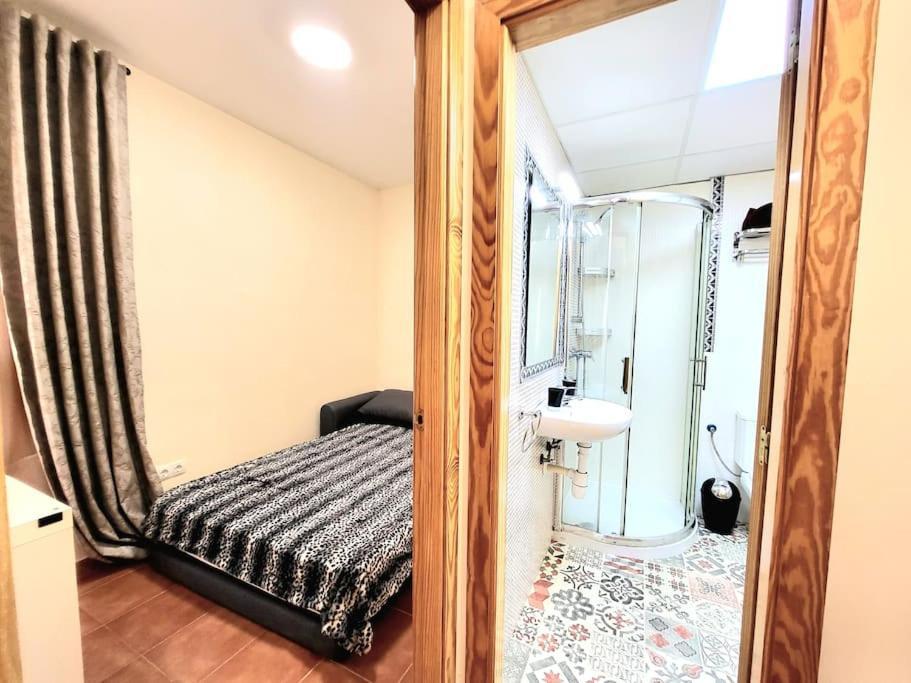 Flamenco, Apartamento Exclusivo De Dos Habitaciones En El Pleno Del Casco Antiguo, Alicante, Playa, Centro Historico, Rambla Екстериор снимка